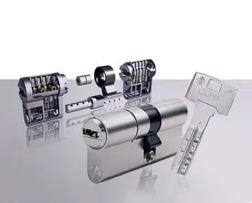 Bombines de seguridad en Soto del Real